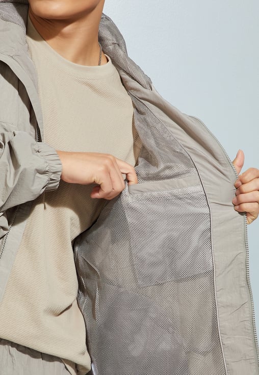 URB_N Men Solid Hooded Jacket